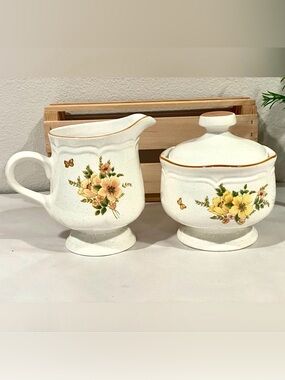Sangostone “Butterfly” Large Sugar & Creamer Set | Vintage |CottageCore